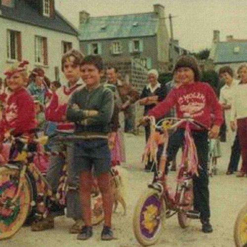 Course de vélos décorés - (c) Amicale Molénaise - Crédit photo molene.fr Tous droits réservés - Reproduction interdite